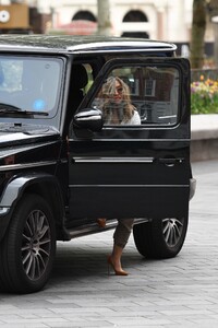         kla290420BZNimage101 .jpg