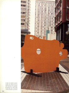 Vogue Italia (September 1997) - Eccentricità - 007.jpg