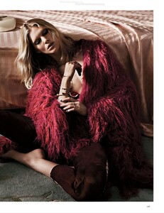 Vogue UK - 2013 08-147.jpg