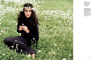 buerony - Elle Italia (December 2008) - Crystal - 008.jpg