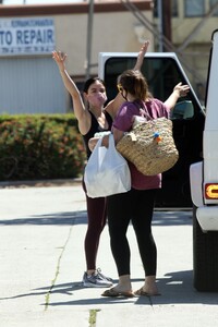         hal250420BZNimage103 .jpg