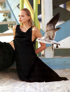 Vogue China (July 2008) - Dark Allure - 006.jpg