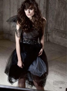 Elle US - 2010 03-319.jpg