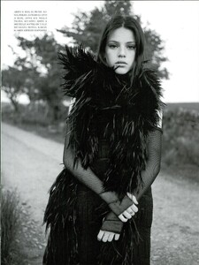 ARCHIVIO - Vogue Italia (November 1997) - Scotland - 020.jpg
