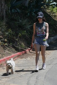         hal240420BZNimage102 .jpg