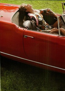 ARCHIVIO - Vogue Italia (August 2005) - Everyday Wear - 003.jpg