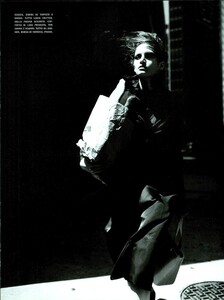 ARCHIVIO - Vogue Italia (October 1998) - Walking - 012.jpg