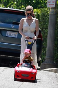 kat300420BZNimage107 .jpg