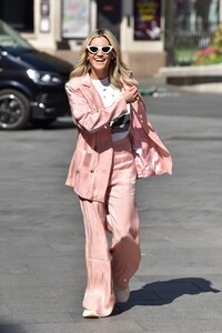         ash240420BZNimage107 .jpg