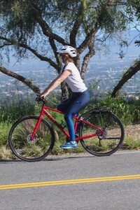         isl250420BZNimage139 .jpg