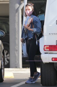         hal230420BZNimage102 .jpg