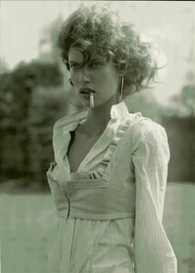 ARCHIVIO - Vogue Italia (August 2005) - Everyday Wear - 005.jpg