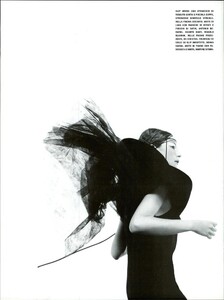 ARCHIVIO - Vogue Italia (September 1998) - Motion - 003.jpg