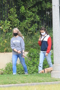         lil300420BZNimage125 .jpg