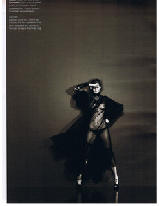 W (September 2006) - Surreal State - 019.jpg