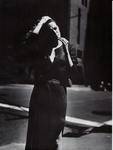 ARCHIVIO - Vogue Italia (October 1998) - Walking - 007.jpg