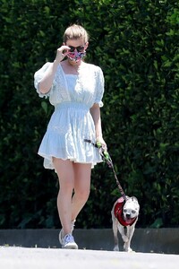       mar280420BZNimage110 .jpg