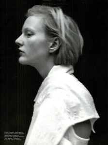 ARCHIVIO - Vogue Italia (February 2001) - People To Watch - 018.jpg