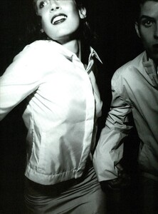 ARCHIVIO - Vogue Italia (April 1999) - Vestirenormale - 001.jpg