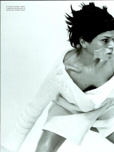 ARCHIVIO - Vogue Italia (April 1998) - Off White - 010.jpg