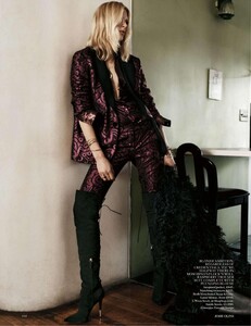 Vogue UK - 2013 08-140.jpg