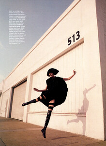 Harper's Bazaar US (May 2007) - 80s Influence - 008.jpg