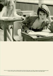 ARCHIVIO - Vogue Italia (March 2004) - Suggestions - 012.jpg