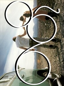 ARCHIVIO - Vogue Italia (April 1999) - Nuovi figli dei fiori - 002.jpg