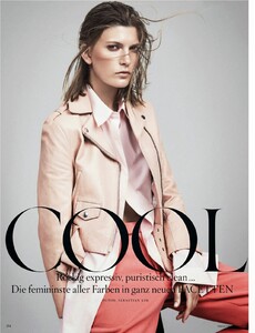 2079074735_Vogue_Germany_2013_10(dragged).thumb.jpg.23a21f017944bb79235314454f1368d6.jpg