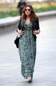         kla240420BZNimage115 .jpg