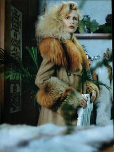 ARCHIVIO - Vogue Italia (September 2006) - Fashion Frames - 009.jpg