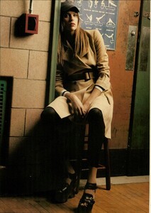 ARCHIVIO - Vogue Italia (March 2004) - A Cool Story - 007.jpg