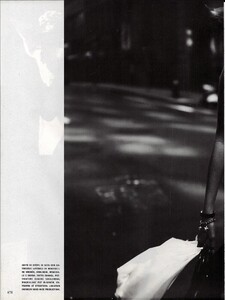 ARCHIVIO - Vogue Italia (October 1998) - Walking - 009.jpg