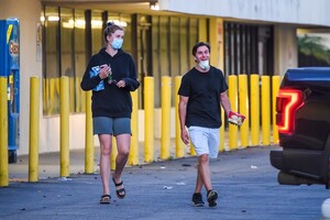         bal240420BZNimage112 .jpg