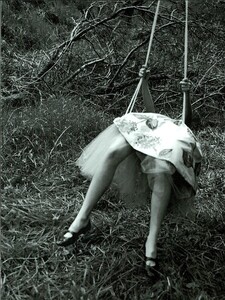 ARCHIVIO - Vogue Italia (November 1997) - Scotland - 008.jpg