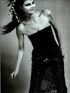 ARCHIVIO - Vogue Italia (April 1997) - A Fashion Mood - 012.png