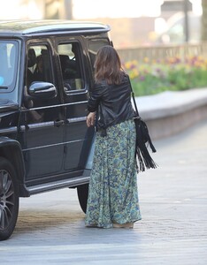         kla240420BZNimage105 .jpg