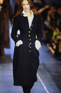 286177941_chanel-fw-1993-christy(3).thumb.jpg.7273a775a6b5db0843e0b1a301f6f6c9.jpg