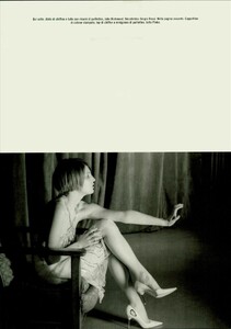 ARCHIVIO - Vogue Italia (March 2004) - Suggestions - 007.jpg