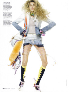 Elle Italia (February 2010) - Lookbook - 016.jpg