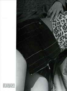 ARCHIVIO - Vogue Italia (November 2003) - The Kate's Way - 011.jpg