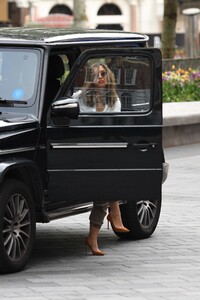         kla290420BZNimage102 .jpg