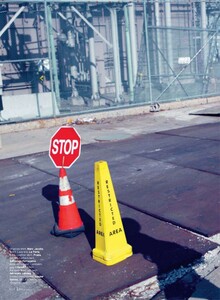 Elle US - 2012 03-382.jpg