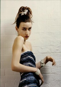 ARCHIVIO - Vogue Italia (February 2004) - Liz Jagger - 001.jpg