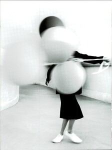 ARCHIVIO - Vogue Italia (February 1998) - Balloon - 009.jpg