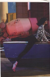 W (March 2005) - Industrial Strength - 007.jpg