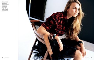 buerony - Elle Italia (September 2008) - Filippa - 007.jpg