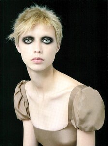 ARCHIVIO - Vogue Italia (May 2006) - The Small Dress - 007.jpg