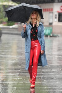        ash300420BZNimage107 .jpg