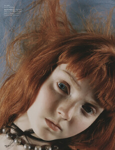 W (March 2004) - Nick Knight - 012.jpg